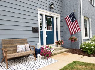105 E Lancaster Ave, Whitefish Bay, WI 53217