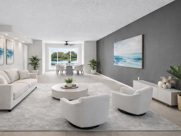 5842 Crystal Shores Dr APT 205, Boynton Beach, FL 33437