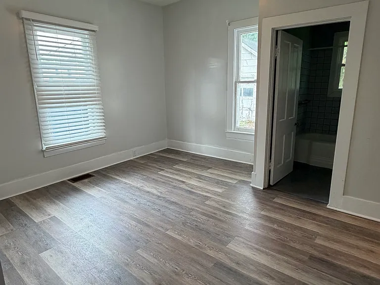 258 Saint Andrews Ave — Photo 13