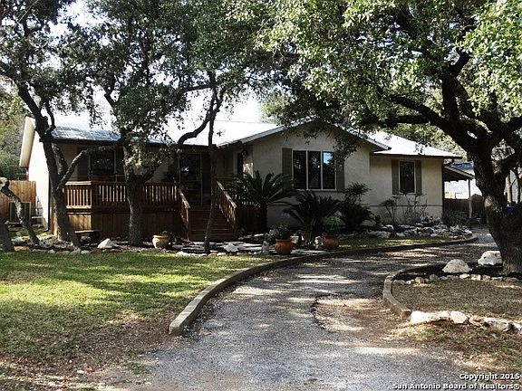 3rd image of 17115 Springhill Dr