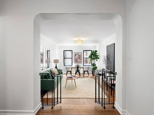 210 West 103rd Street 2G image 3 of 10