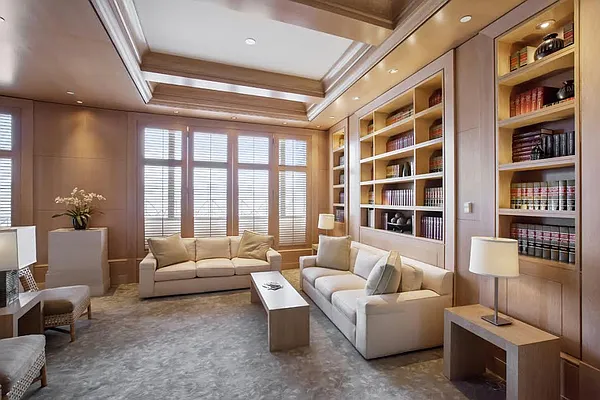 Rented by BLU Real Estate | media 29