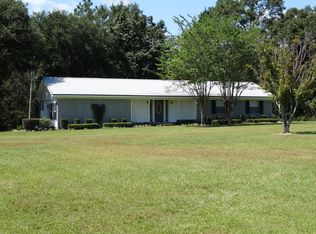 2110 Crenshaw Rd, Lucedale, MS 39452