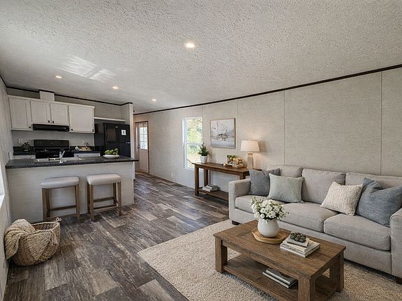 3rd image of 1142 Northside Rd