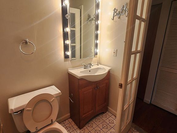4th image of 1902 Wallace St #6650530