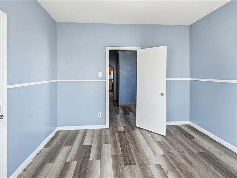 857 S 1st St #2 — Photo 14