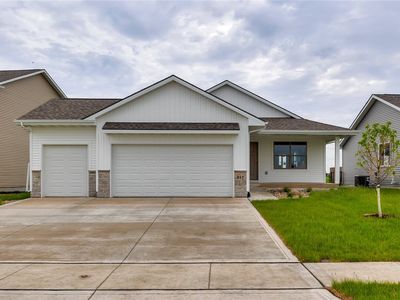 317 Fireside Dr NW, Bondurant, IA, 50035