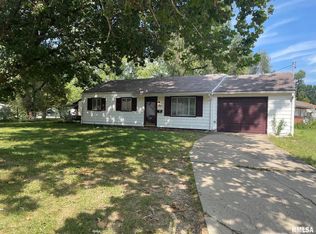 1 Ridge Ct, Springfield, IL 62703