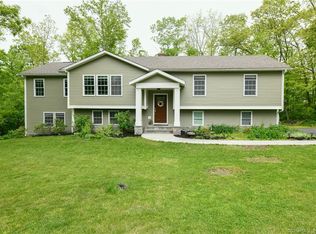 1 Dick Finn Rd, New Fairfield, CT 06812