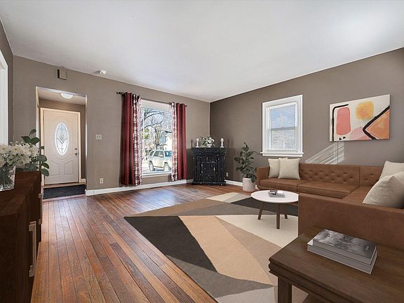 4th image of 410 Water St