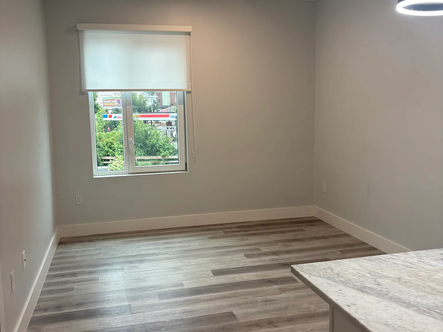 1 bed, 750 sqft, $1,950 — Photo 4