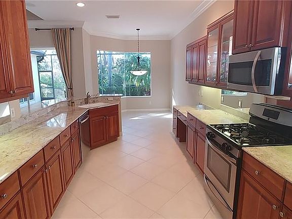 2nd image of 9088 Willow Brook Dr