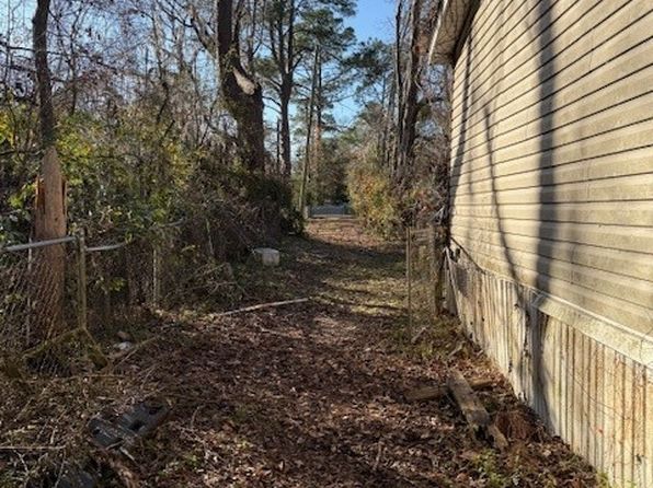 348 Beaufort Rd, Savannah, GA 31419