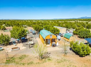 1325 W Little Bit Dr, Ash Fork, AZ 86320