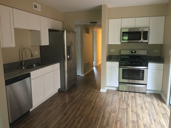 3rd image of 964 Indian Boundary Dr
