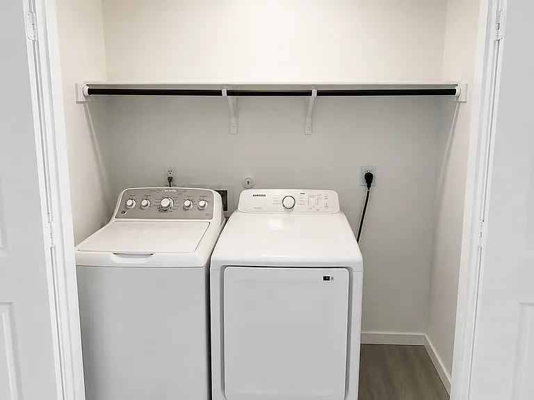 1713 Knoll Rdg — Photo 14