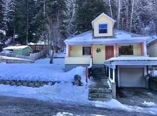 1008 Pearl St, Wallace, ID 83873