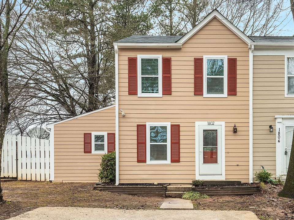 1st image of 1802 Cumberland Valley Pl SE