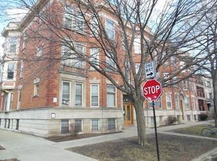 850 W Waveland Ave, Chicago, IL 60613