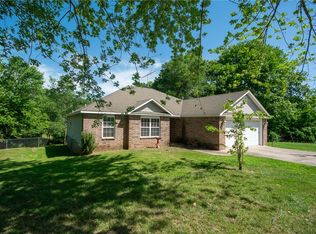 2019 McNair Pl, Pea Ridge, AR 72751