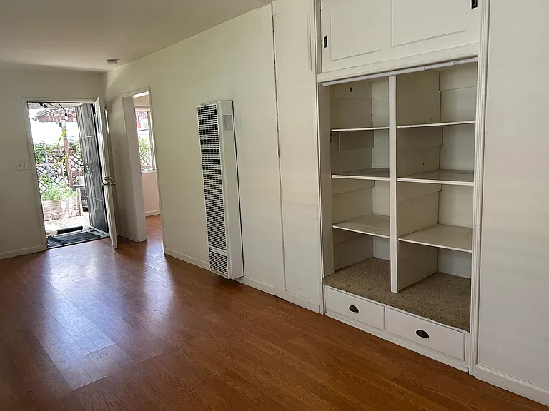 1821 Thomas Ave — Photo 6