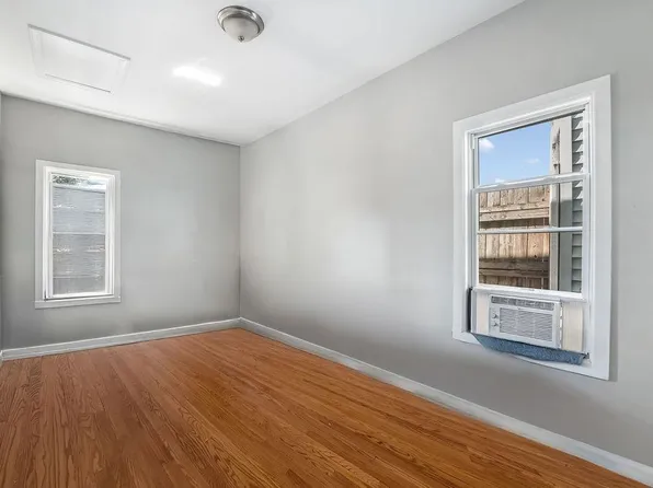 35 Lexington Avenue image 26 of 30