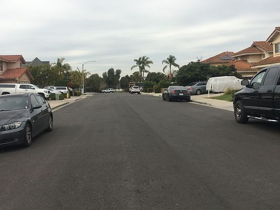 4th image of 33 Las Flores Dr