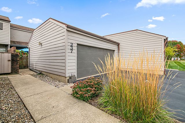 1st image of 237 William Latham Dr #237