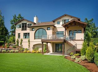 2004 82nd Ave SE, Mercer Island, WA 98040