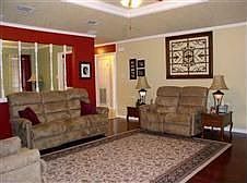 2nd image of 5660 Phyllis Ln