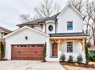 1817 Dearmon Dr, Charlotte, NC 28205