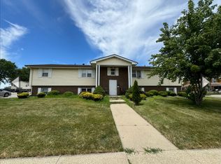 2112 E Empire St #6, Bloomington, IL 61704