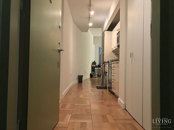 3rd image of 20 Exchange Pl APT 322