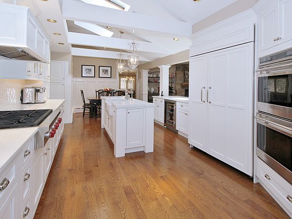 Newer kitchen with Wolf and Sub Zero appliances