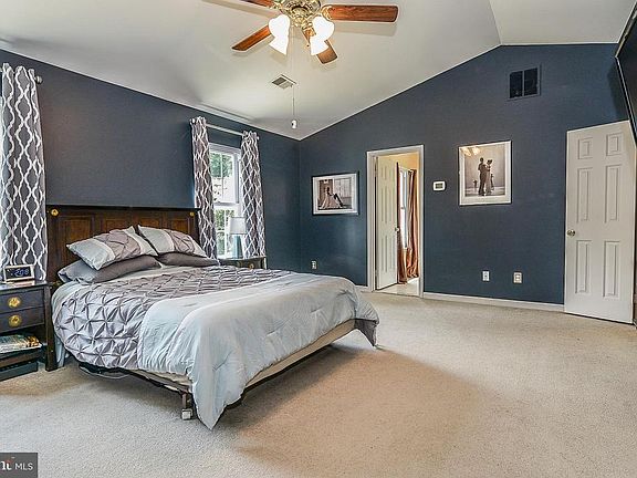 5th image of 3450 Chelsea Dr