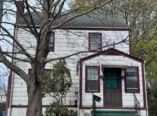 386 Burritt Ave, Stratford, CT 06615