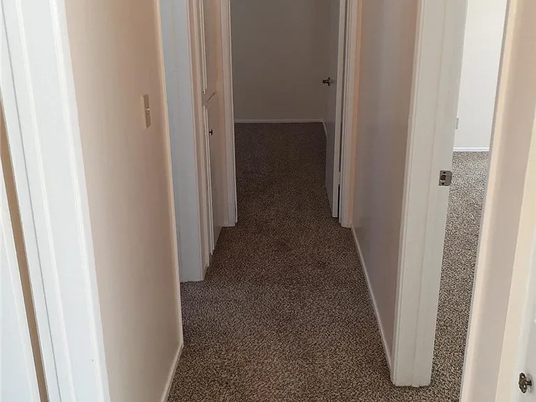 15414 Larch Ave — Photo 3