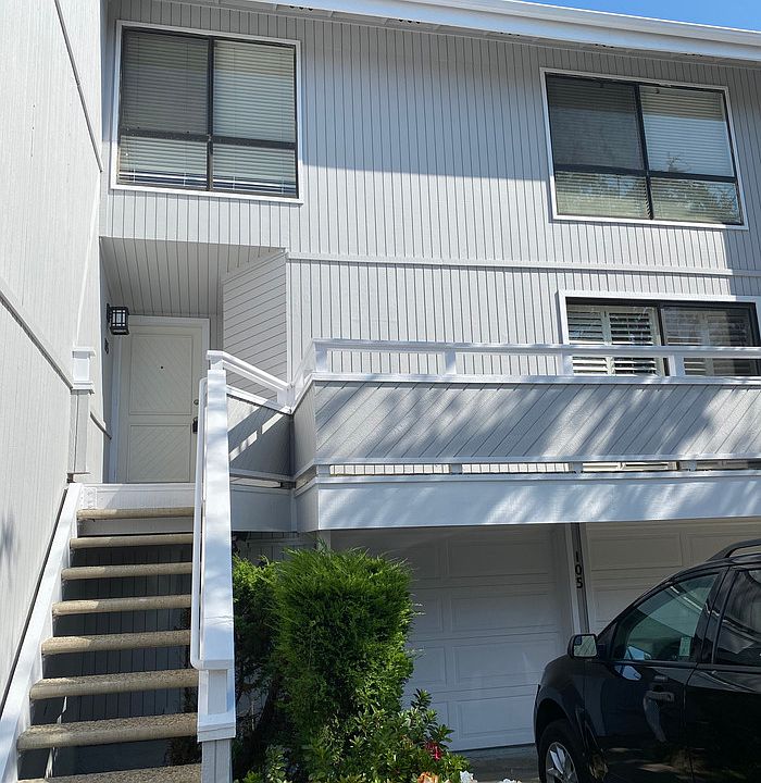 1st image of 105 Columbia St
