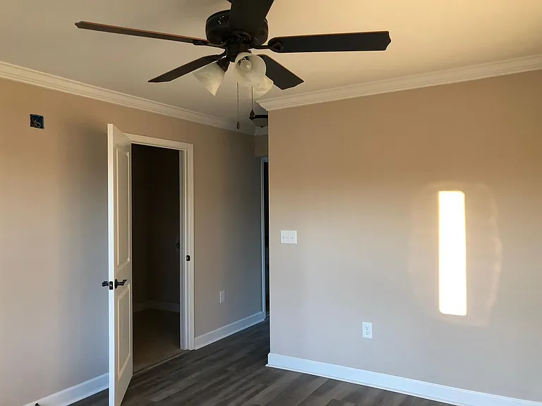 66 Bellvue Dr — Photo 11