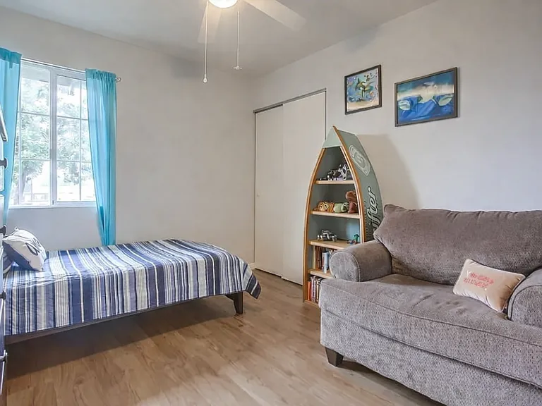 1140 Harding St — Photo 16