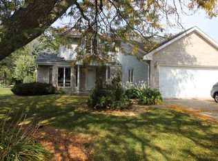 4243 Valencia Dr, Janesville, WI 53546