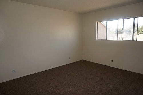 5th image of 1554 W 79th St APT 4