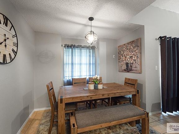 2nd image of 1369 Squaw Valley Dr