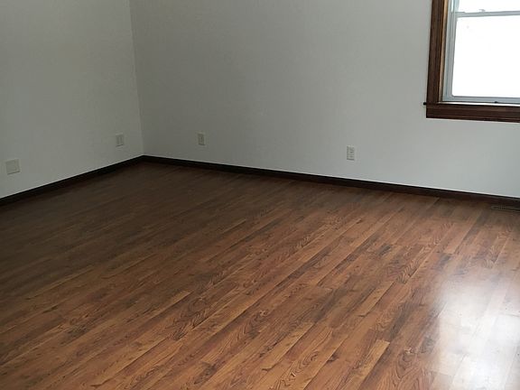 3rd image of 48075 Acacia Trl