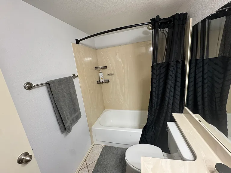 3728 N Copenhagen Dr — Photo 12