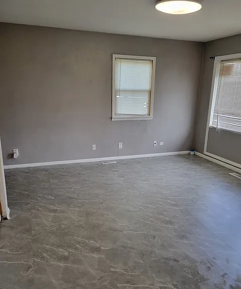 1205 Garden Hills Dr — Photo 4