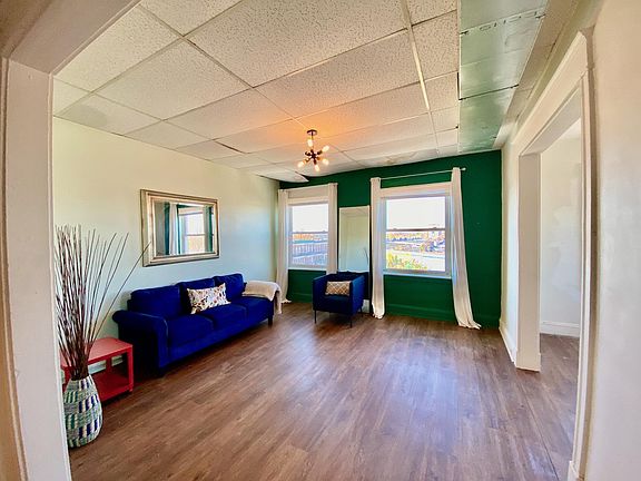 Living room with sample furniture