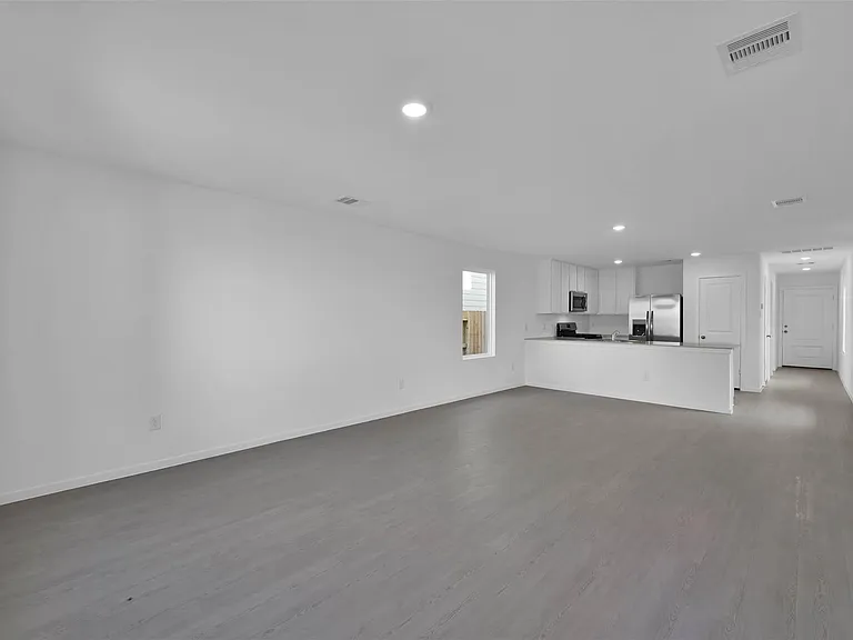 18243 Via Aurelia Dr — Photo 7