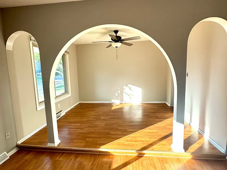 805 Donegal Dr — Photo 6