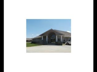 1310 Andrews Dr, Norfolk, NE 68701